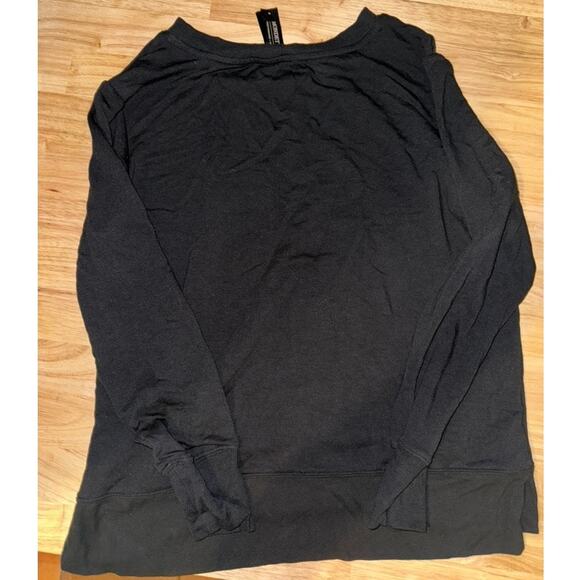 Modetta Crewneck - Black Tencel‎ Fabric - Picture 3 of 5